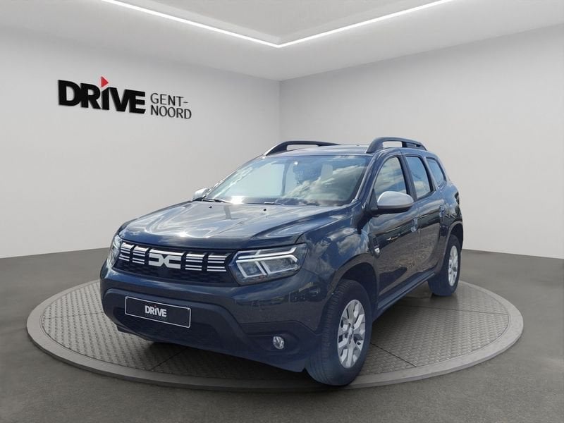 Dacia Duster TCe Expression *Camera/PDC/GPS/Trekhaak*, Voorwielaandrijving, Stof, Gebruikt, Zwart