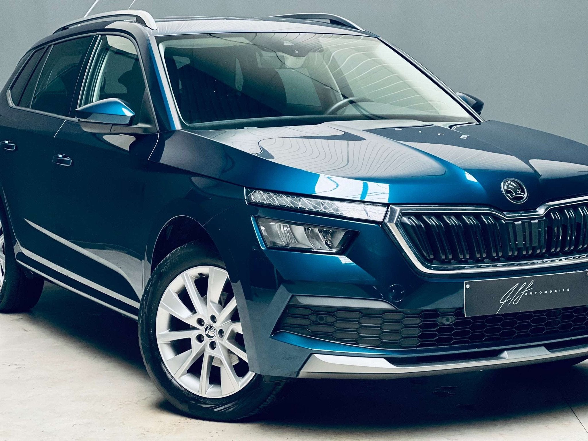 Skoda Kamiq 1.0 TSI *AUTOMATIQUE*VIRTUAL COCKPIT*CARPLAY*GAR, Auto's, Stof, Gebruikt, Bedrijf, 5 zetels