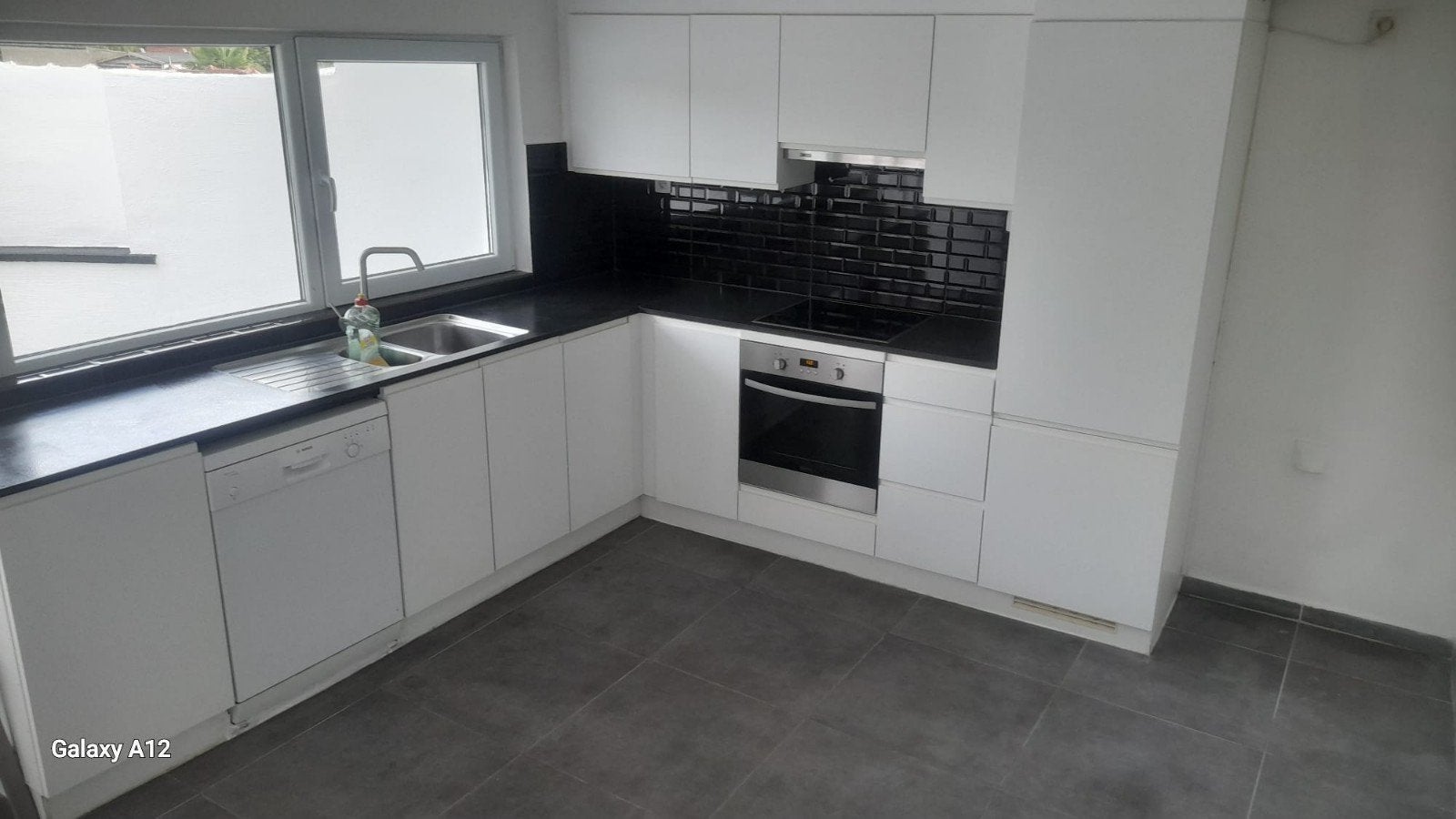Te huur – Woning in Zelzate | €1.200/maand
Havenlaan, Immo