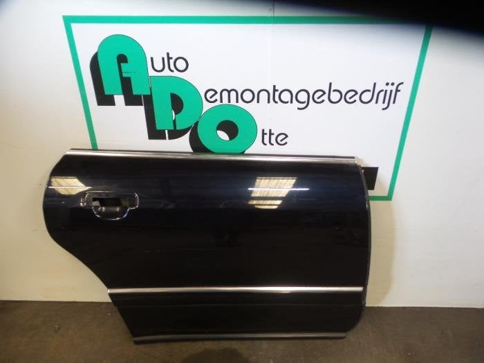 Portier 4Deurs rechts-achter van een Audi A8 (A8 94-) (LZ5L), Gebruikt, -, Deur, -