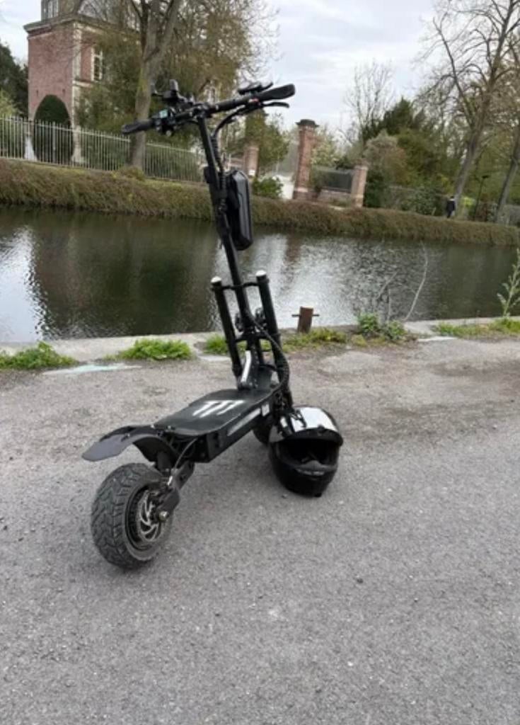 Hypertrott électrique, Fietsen en Brommers, Steps, Zo goed als nieuw, Ophalen