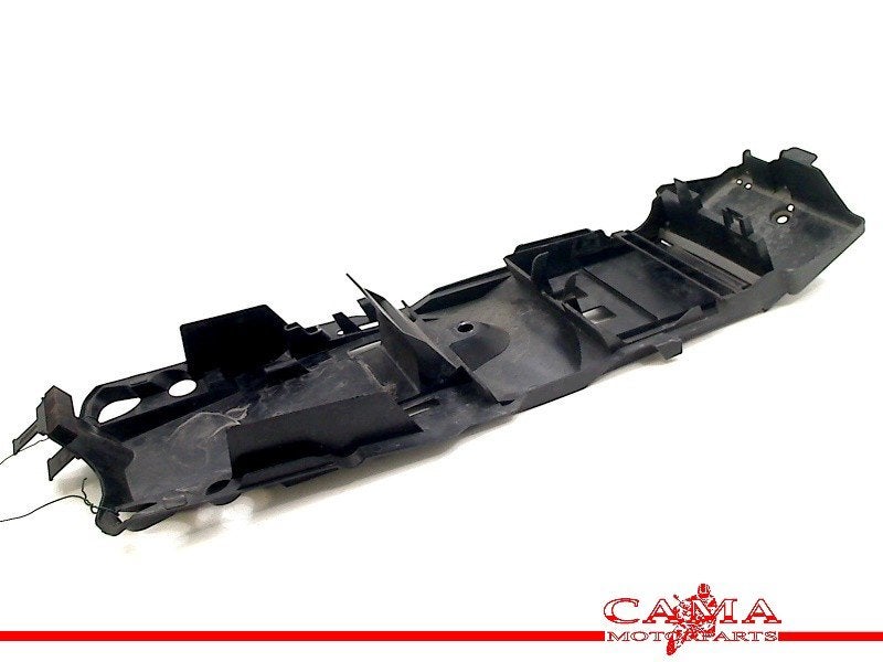 BAC A BATTERIE Suzuki GSX R 750 2006-2007 (GSXR750 K6 / K7), Dhr. S. di Majo, Utilisé, Info@cama-motorparts.nl, P.J. Troelstraweg 8 8
3144 CX  MAASSLUIS, NL