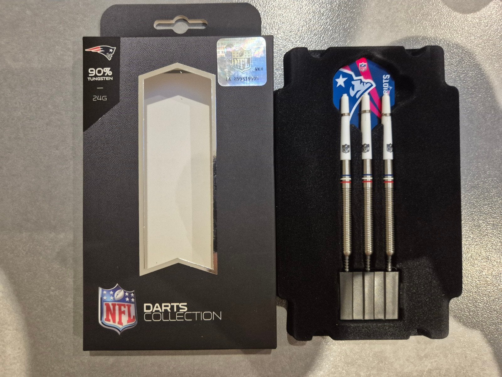 NFL Tungsten Darts New England Patriots - 24g, Sport en Fitness, Darts, Ophalen of Verzenden, Zo goed als nieuw, Pijlen