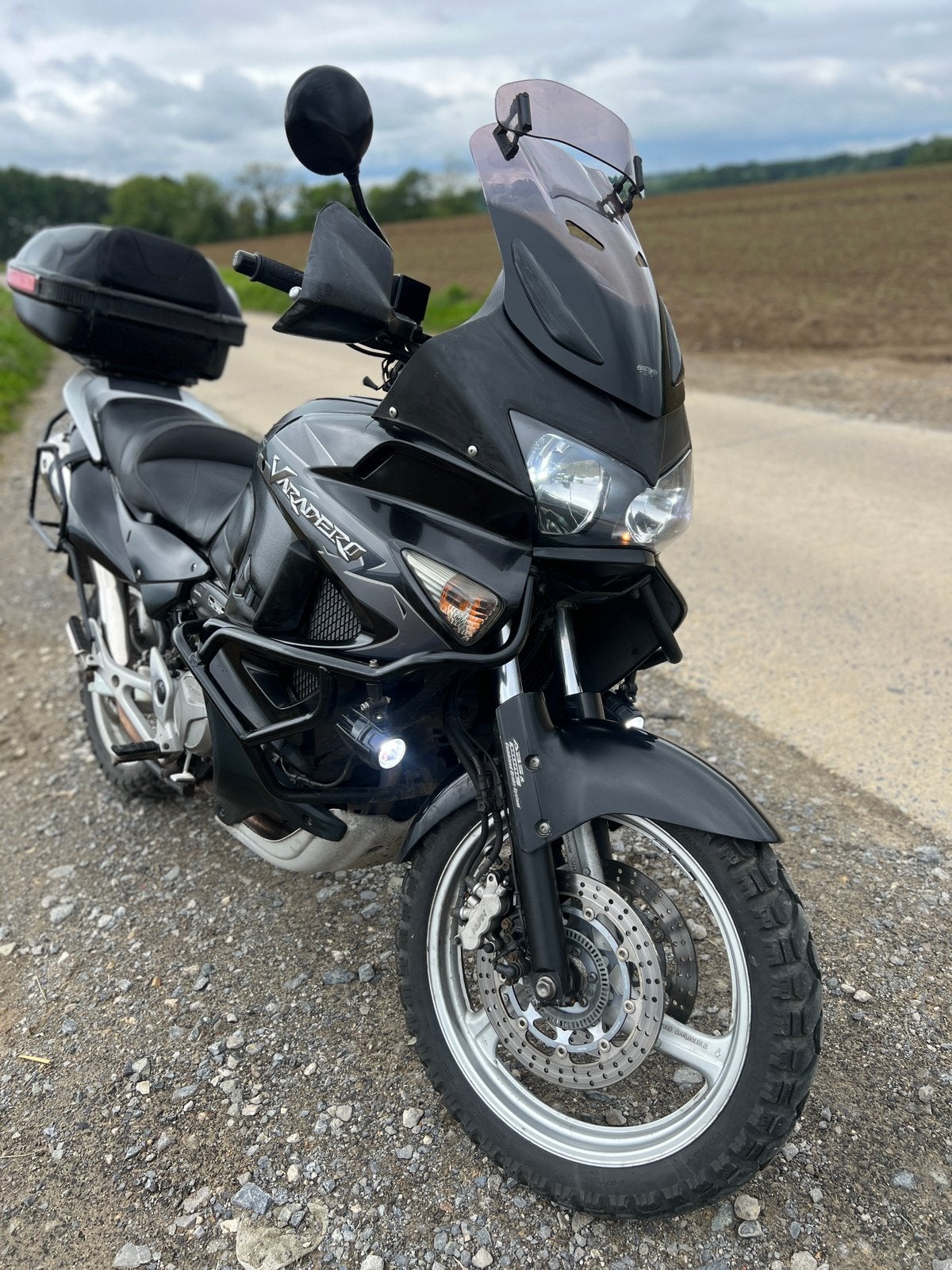 Honda Varadero XL 1000 - 32000km - TVA DEDUCTIBLE, Motoren, 2 cilinders, Occasion, Particulier, Meer dan 35 kW