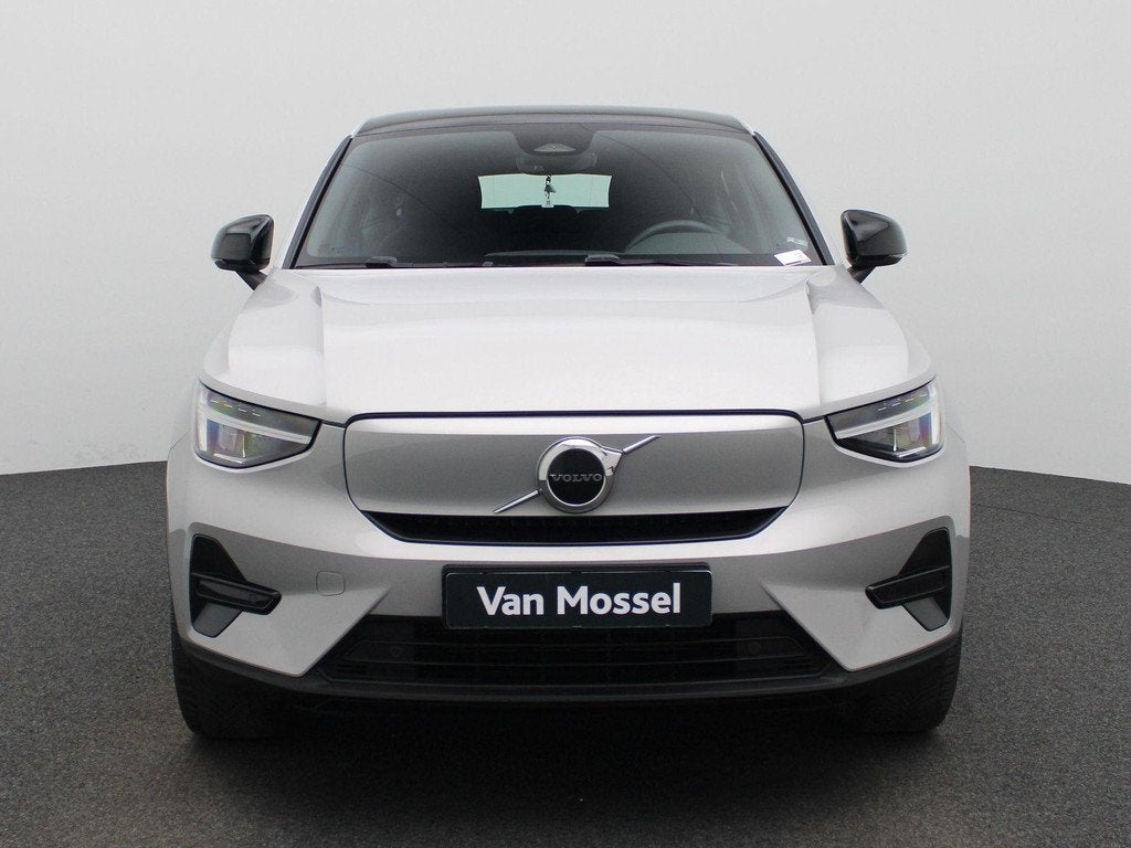 Volvo C40 Recharge Core SoH 93,43% | Camera | Carplay | Pano, Auto's, Volvo, Stof, Gebruikt, https://public.car-pass.be/vhr/55c71c23-932e-4406-b891-6526de071348
