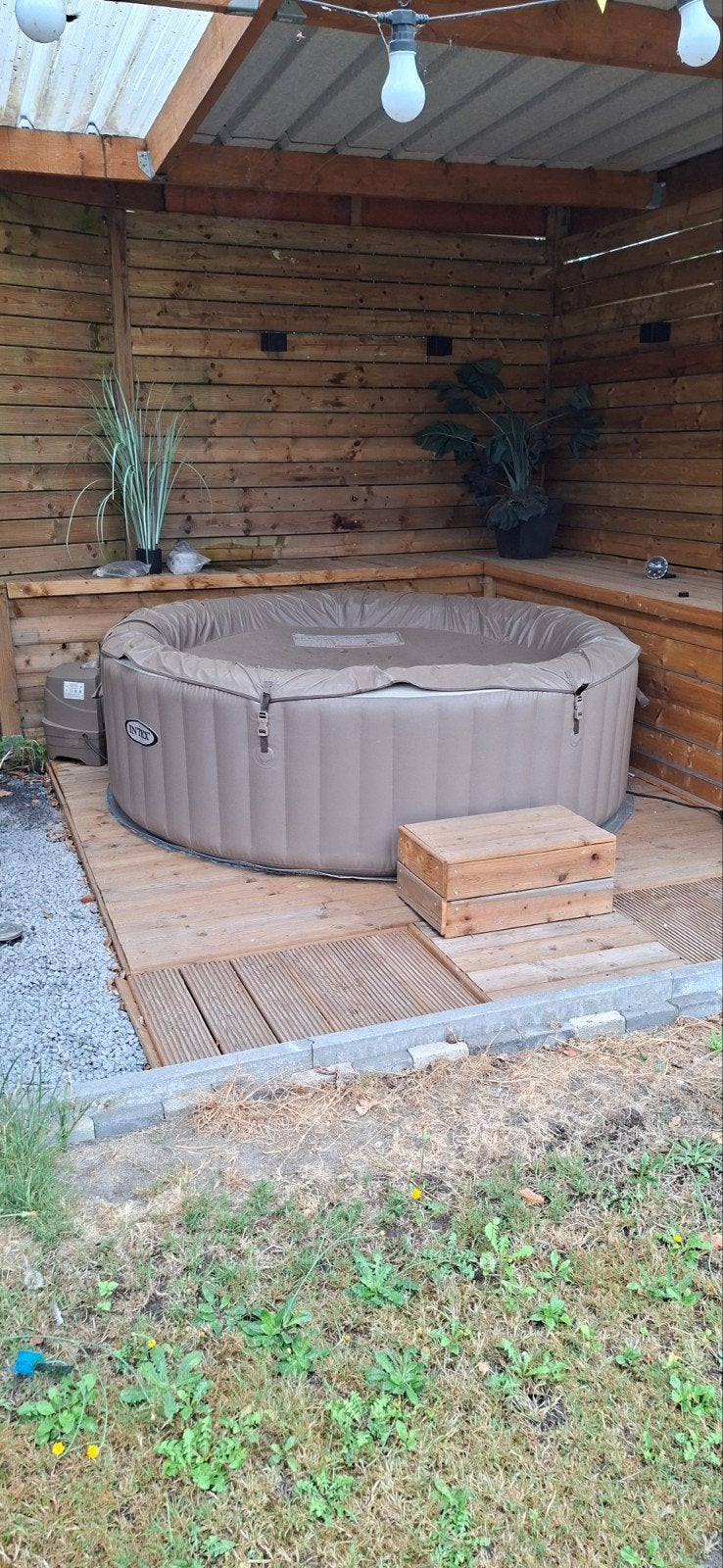 jacuzzi intex 6 personen, Tuin en Terras, Bubbelbaden en Hottubs, Ophalen, Nieuw, Afdekzeil, Opblaasbaar