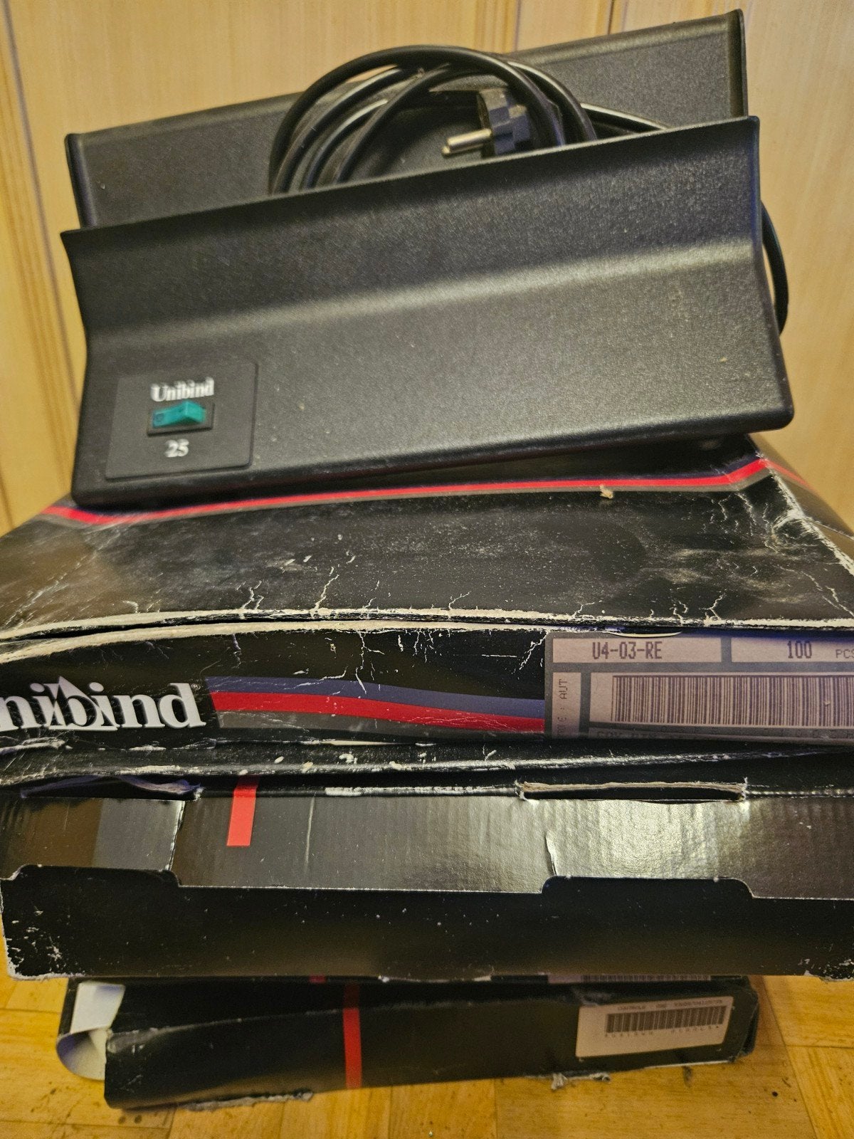 unibind machine boekenbinder en 6dozen, Ophalen