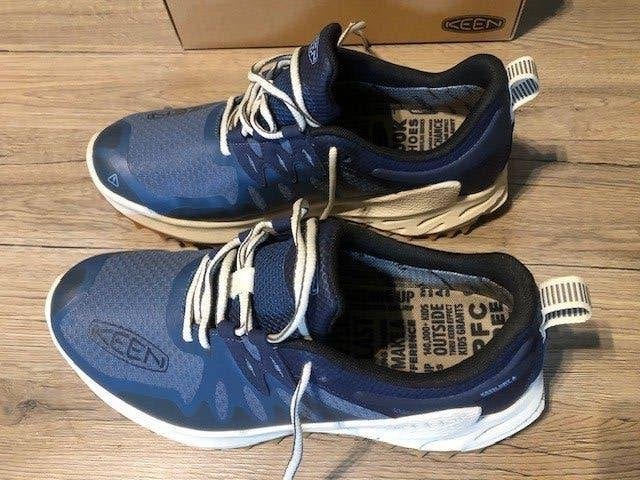 M43 Heren Keen Zionic sportieve splinternieuwe schoenen., Ophalen of Verzenden, Nieuw, Blauw
