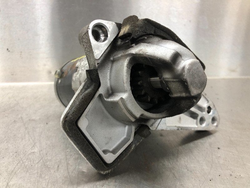 STARTMOTOR Nissan Micra (K14) (|233004979R|), Gebruikt, Nissan