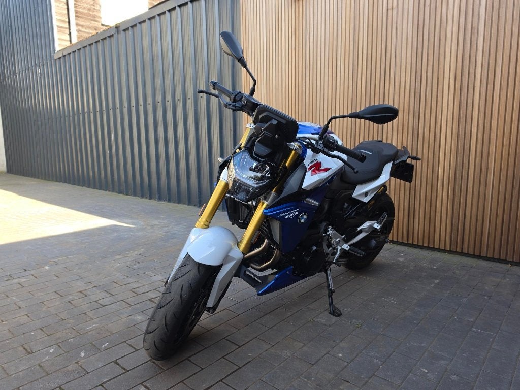 bmw F900R, Motoren, Gebruikt, Particulier, Meer dan 35 kW, Handvatverwarming