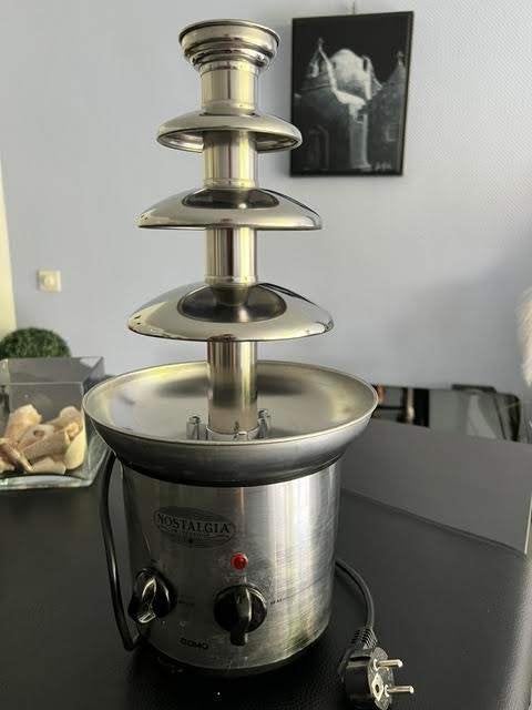 Fontaine à chocolat DOMO DO916CH, Electroménager, Enlèvement ou Envoi, Comme neuf, Électrique, Service à fondue