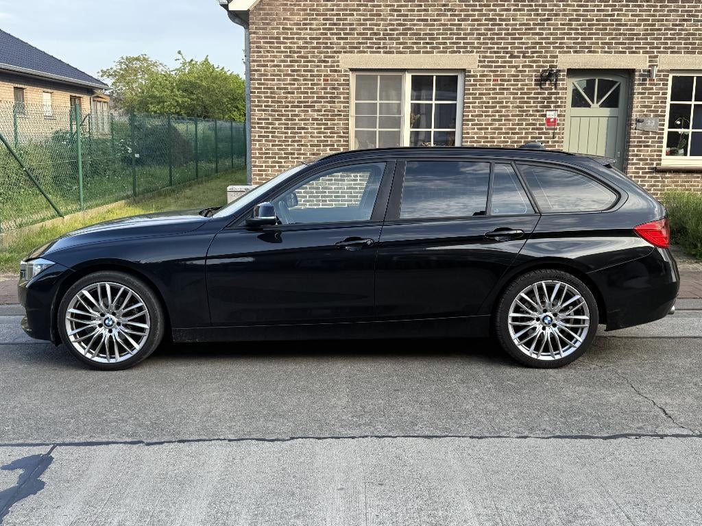 BMW 316d Touring Sport Line – Entretien complet – CT 2026, Autos, BMW, Cuir, Euro 5, Noir, 5 portes