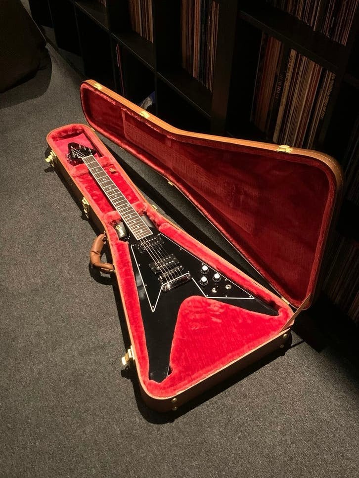 Gibson 70s Flying V - Ebony - European Exclusive, Muziek en Instrumenten, Versterkers | Bas en Gitaar, Ophalen, Zo goed als nieuw