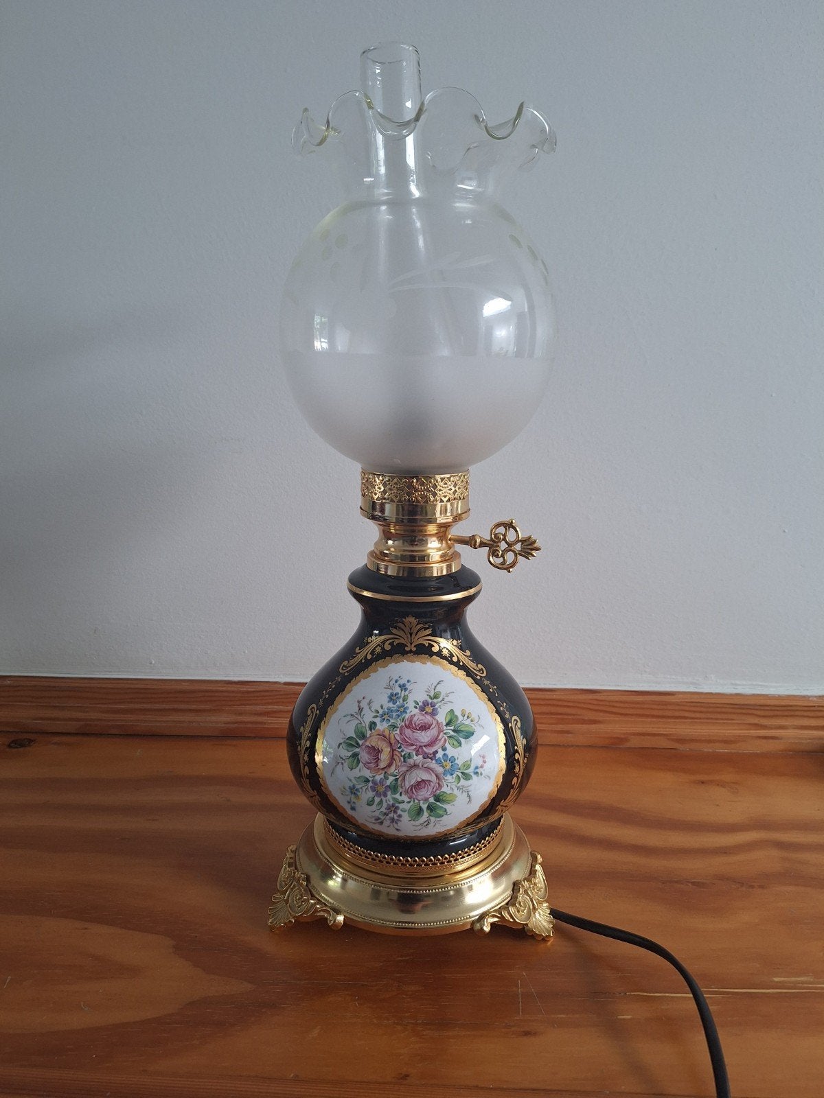 Antieke lamp Limoges porselein handgemaakt, Ophalen