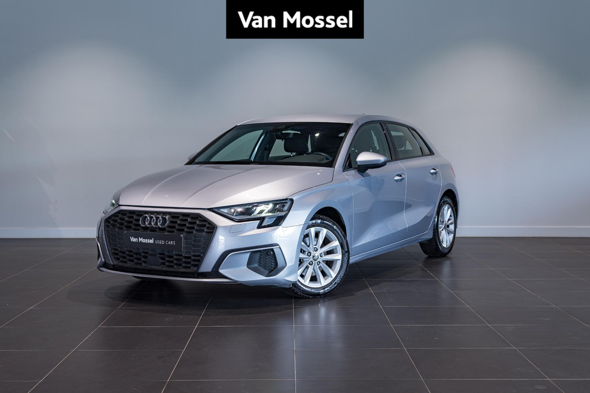 Audi A3 Sportback 1.0 30 TFSi 81kW PACK BUSINESS | PDC V+A |, Auto's, Voorwielaandrijving, Stof, Gebruikt, Bedrijf