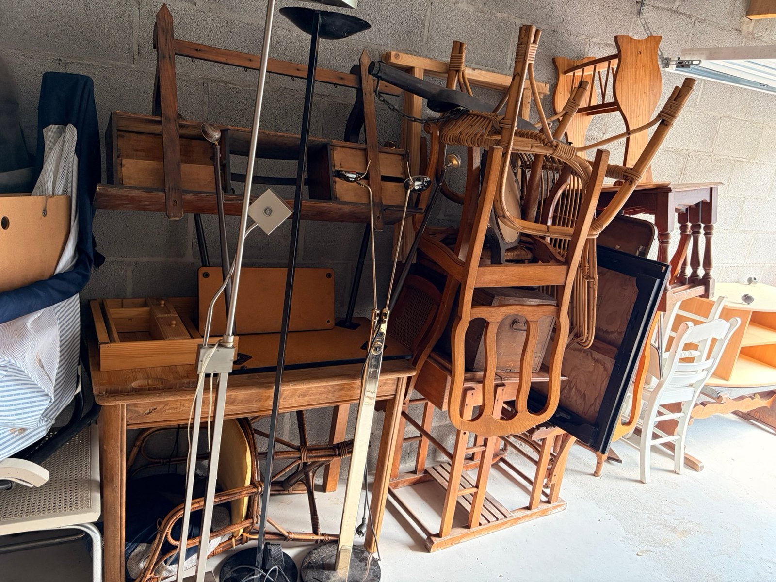 Table ancienne en chêne massif avec plateen marbre véritable, Enlèvement