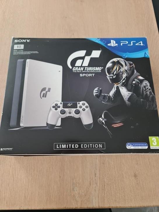 PS4 slim Limited Edition avec 10 jeux, Games en Spelcomputers, Spelcomputers | Sony PlayStation 4, Ophalen, Slim