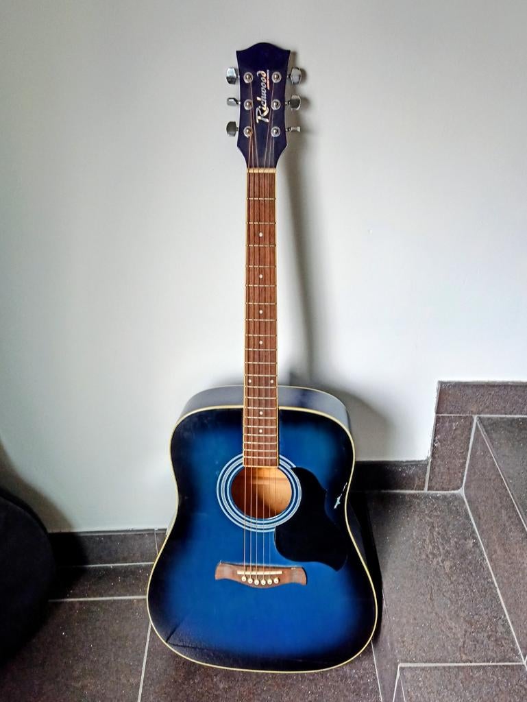 Richwood Artist Series akoestische gitaar – blauw sunburst, Muziek en Instrumenten, Ophalen