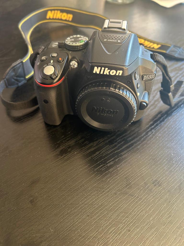 Appareil photo Nikon D5300, Audio, Tv en Foto, Fotocamera's Digitaal, Ophalen, Zo goed als nieuw, Nikon