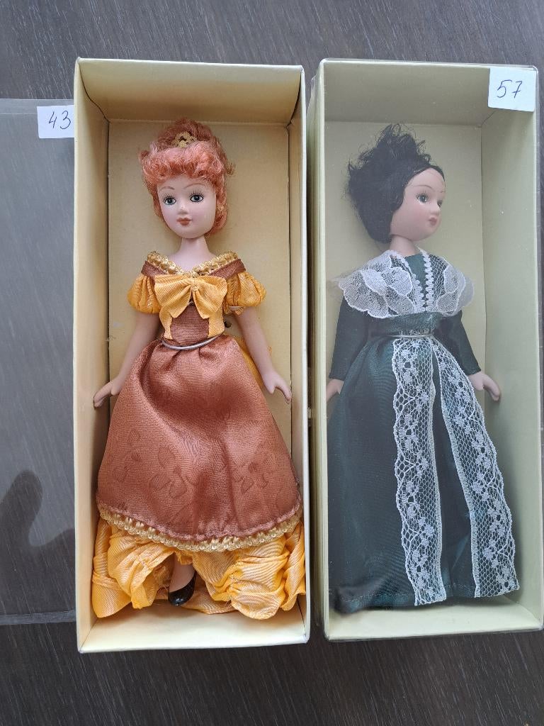 2 porselein poppen Nieuw, Enlèvement ou Envoi, Neuf, Poupée