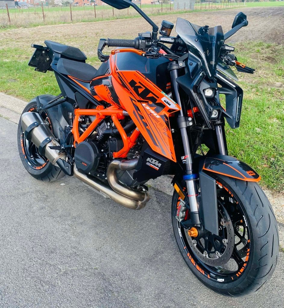 KTM Superduke 1390 R EVO, 2 cilinders, Motorrijbewijs A, Traction Control, Gebruikt
