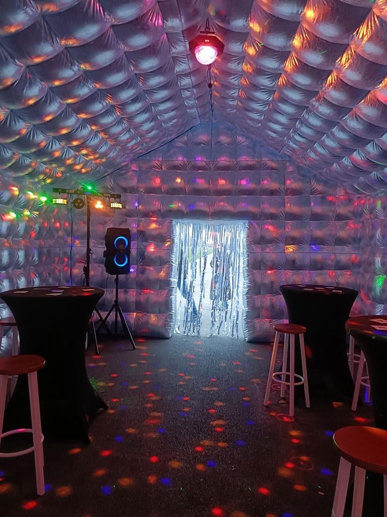 Opblaasbare partytenten te huur, Hobby en Vrije tijd, Feestartikelen | Verhuur, Ophalen