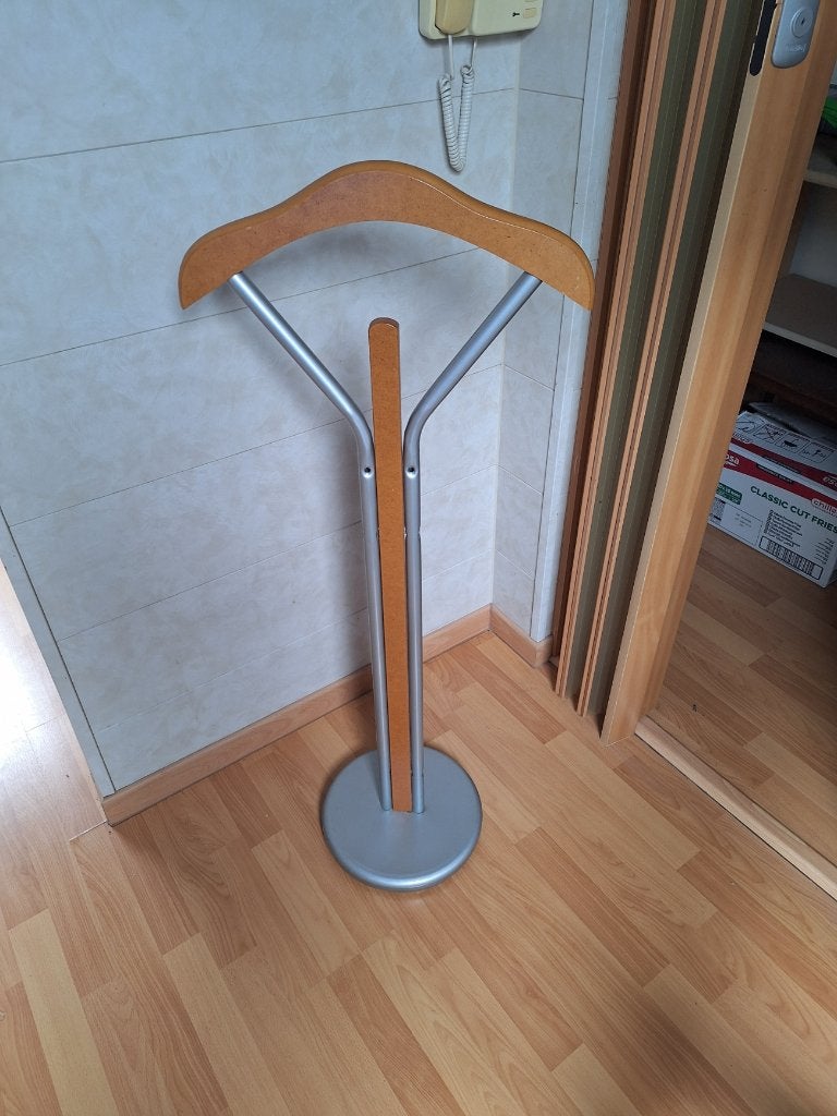 Porte-chemises, Comme neuf, Enlèvement, 100 à 150 cm, Bois