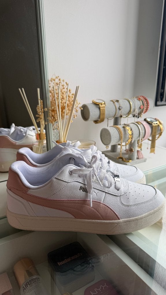 Baskets grande pointure femmes 44,5, Sports & Fitness, Basket, Enlèvement ou Envoi, Neuf, Chaussures