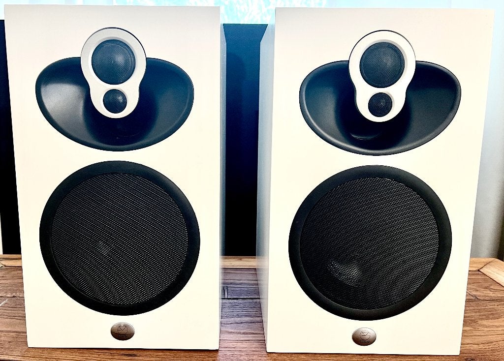 Setje Linn Majik 109 Luidspeakers White, TV, Hi-fi & Vidéo, Enceintes, 60 à 120 watts, Enlèvement, Utilisé, Enceinte d'étagère