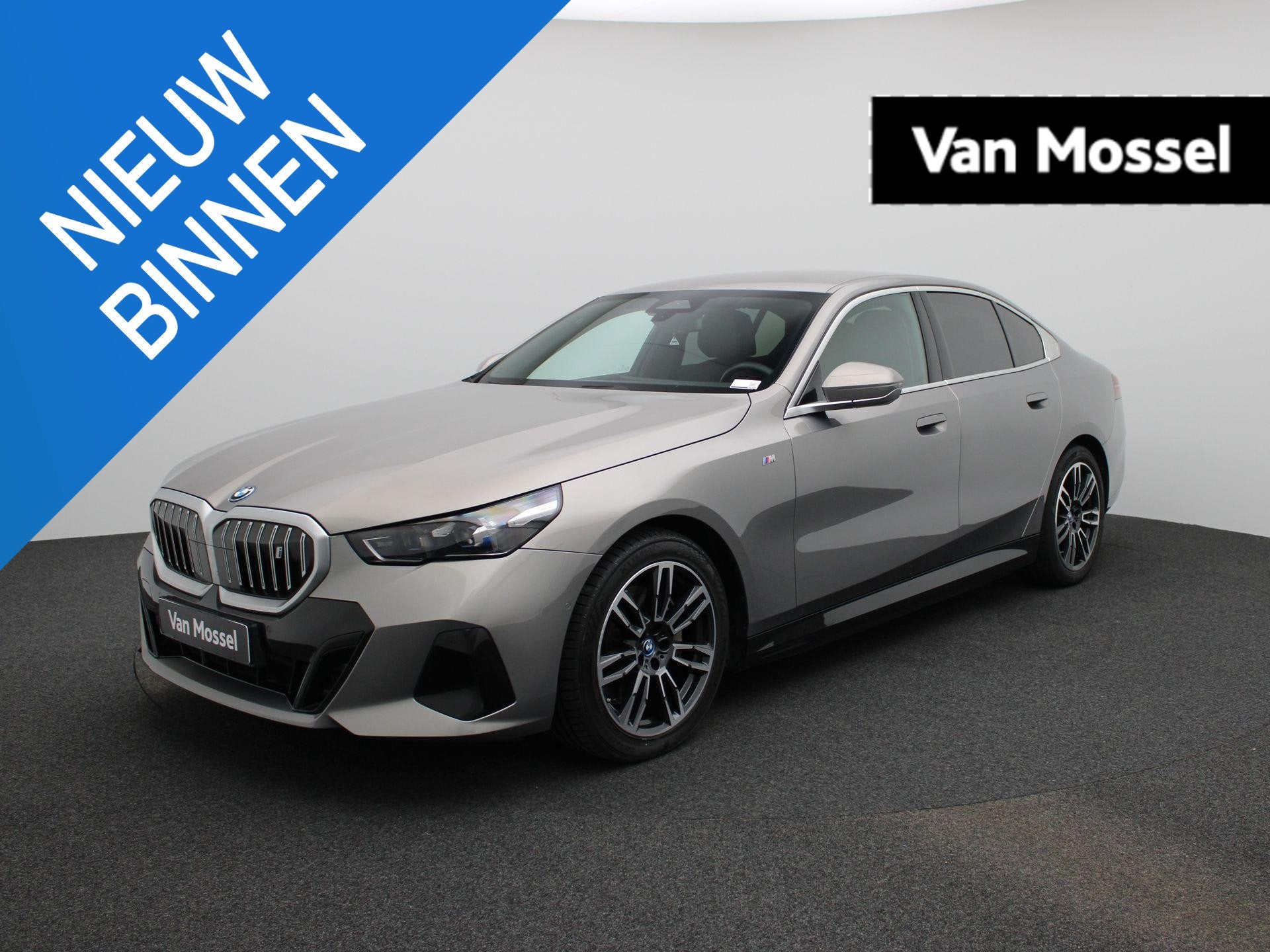 BMW i5 eDrive40 Business Edition, Auto's, BMW, Automaat, 4 deurs, 340 pk, 600 km