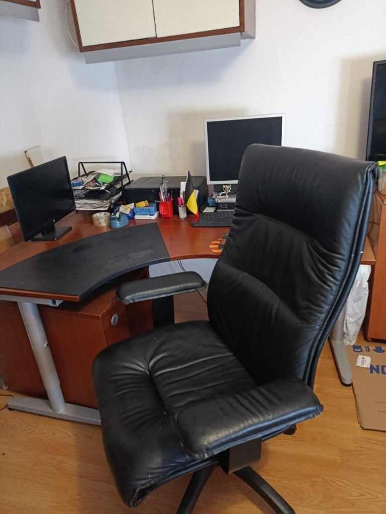 bureau, Maison & Meubles, Bureau d'ordinateur, Classique, Avec roues, Comme neuf