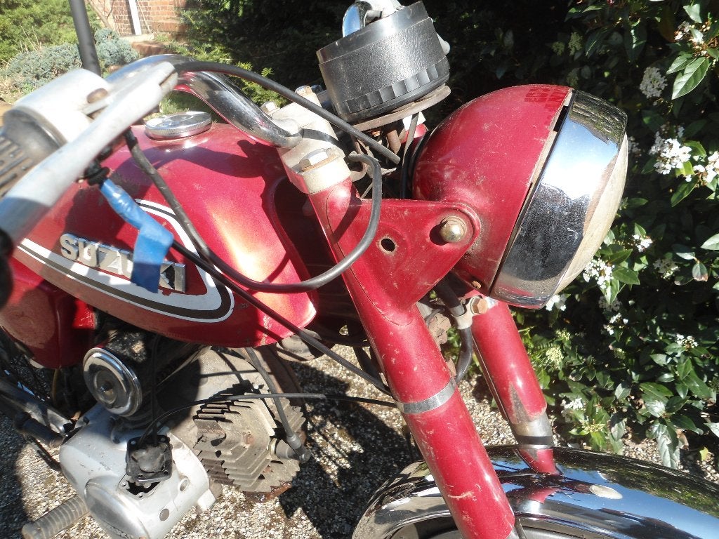 Suzuki AC50 : encore à terminer, pas de conformité, Enlèvement, Classe B (45 km/h), Autres marques
