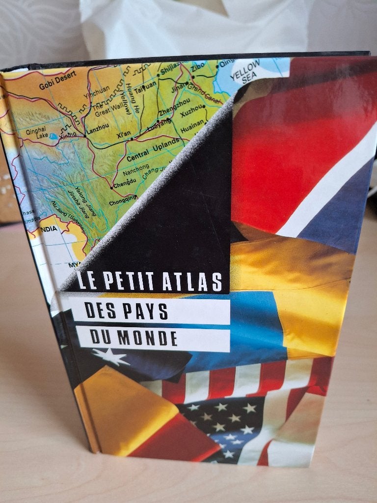 Le petit Atlas des pays du monde- neuf! retrait à Soignies, Livres, Neuf, Autres atlas, France Loisirs, Enlèvement
