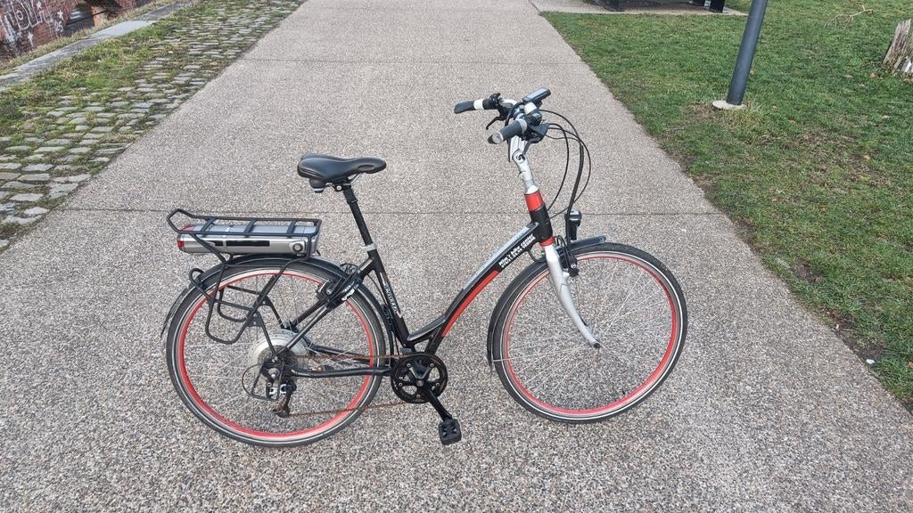 Elektrische fiets Sparta 28". Nieuwe batterij., Ophalen of Verzenden, Versnellingen