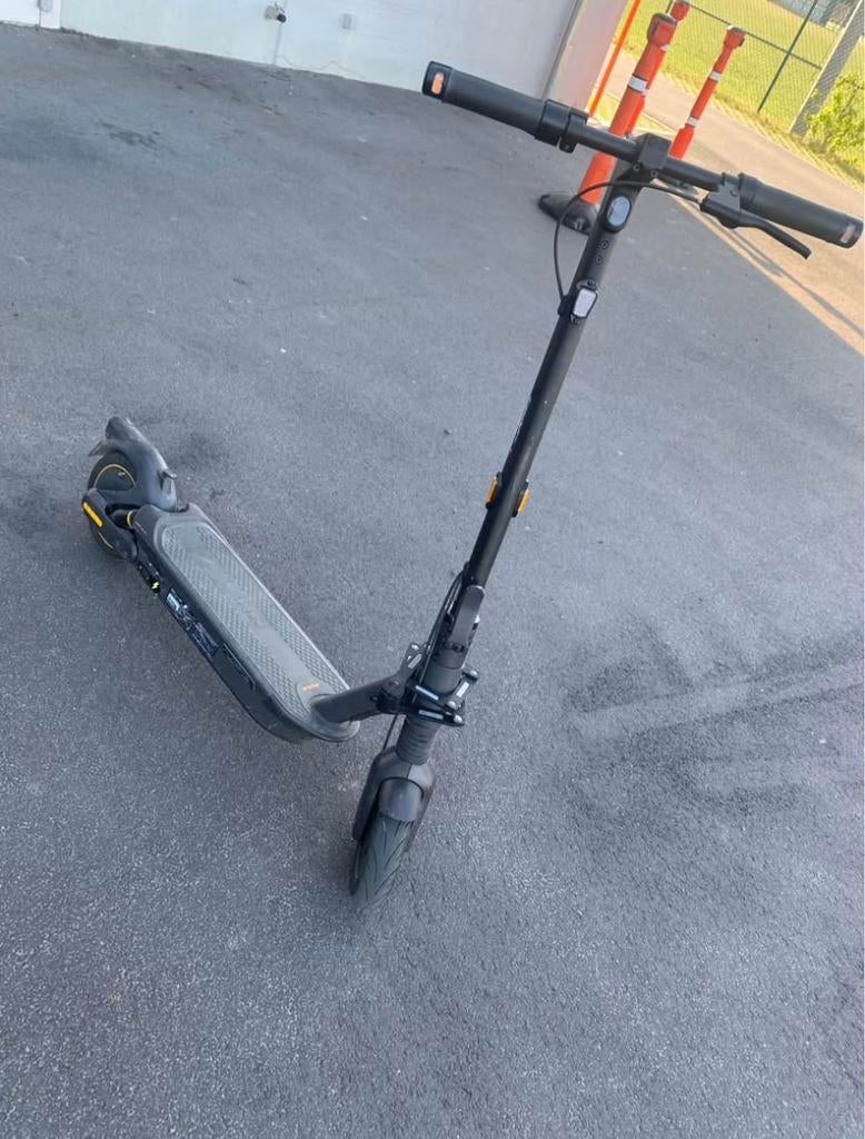 Ninebot g2 max, Ophalen, Zo goed als nieuw, Elektrische step (E-scooter)