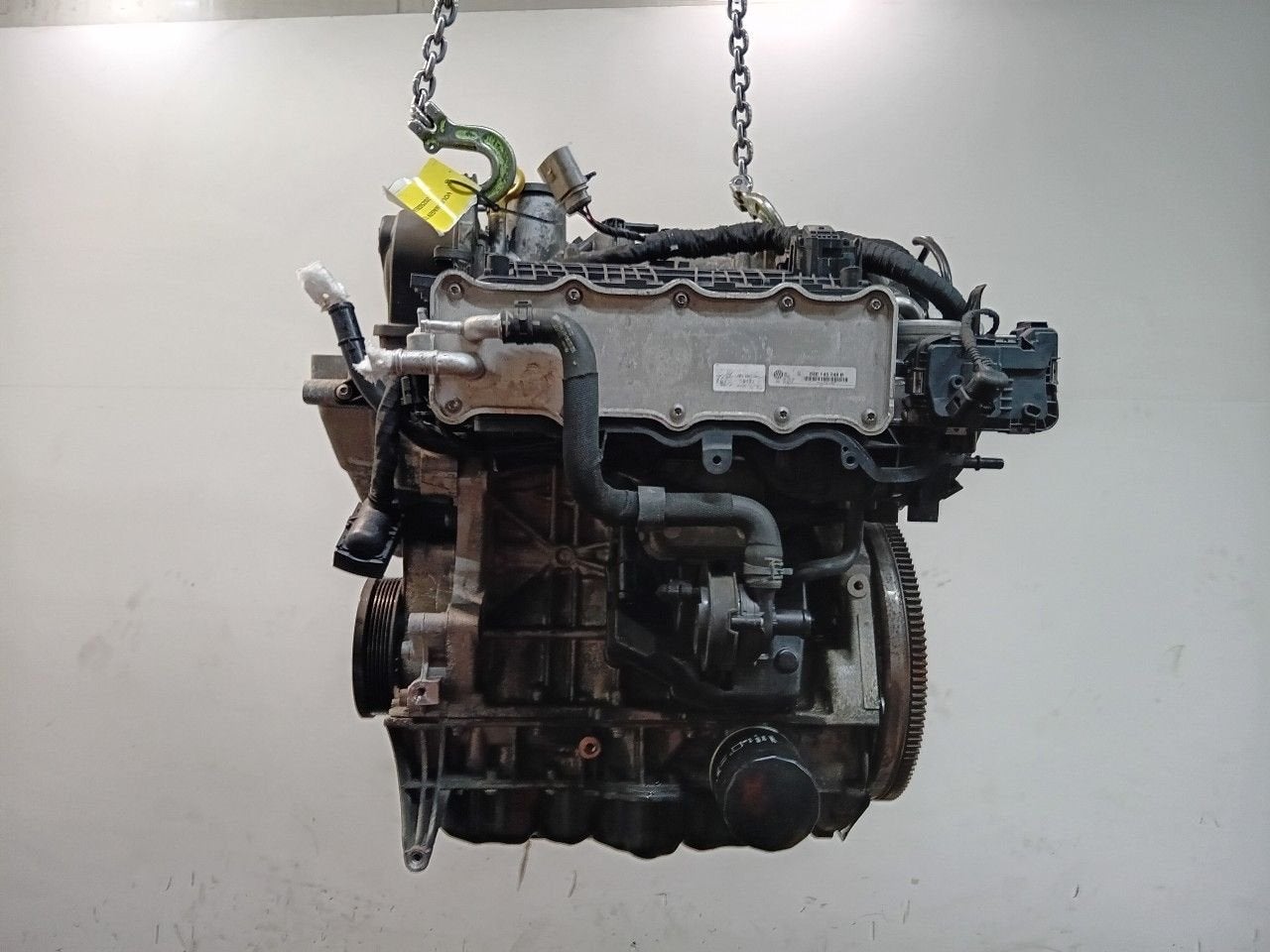Motor Volkswagen Touran, Onderdelen@venauto.nl, Van der Ven Autorecycling B.V., Ettenseweg 76, 4706 PB Roosendaal, The Netherlands