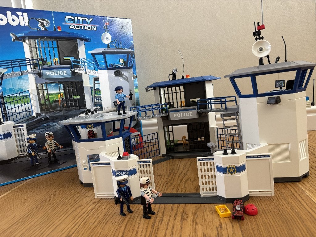 PLAYMOBIL City Action Politiebureau met gevangenis - 6919, Kinderen en Baby's, Ophalen, Gebouw, Complete set, Zo goed als nieuw