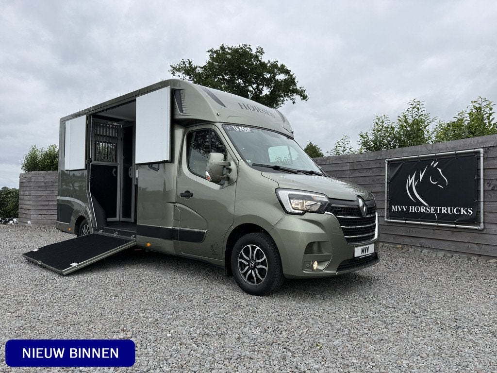 Renault Master | HORSETRUCK | THEAULT PROTEO | STALLION 5XL, Dieren en Toebehoren, Weduwestraat 12
4884MV  WERNHOUT, NL, Paardenwagentje NL | MVV HORSETRUCKS