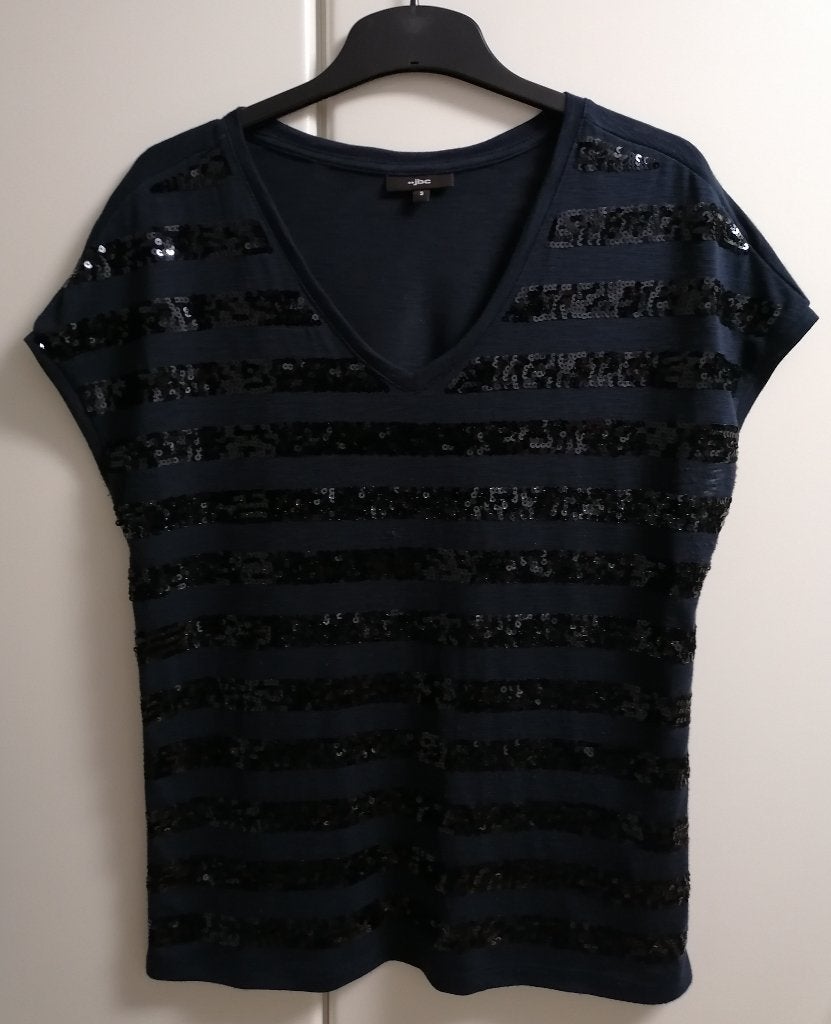Donkerblauw T-shirt met V-hals en strepen in pailletten, S, Kleding | Dames, T-shirts, Ophalen of Verzenden, Zo goed als nieuw
