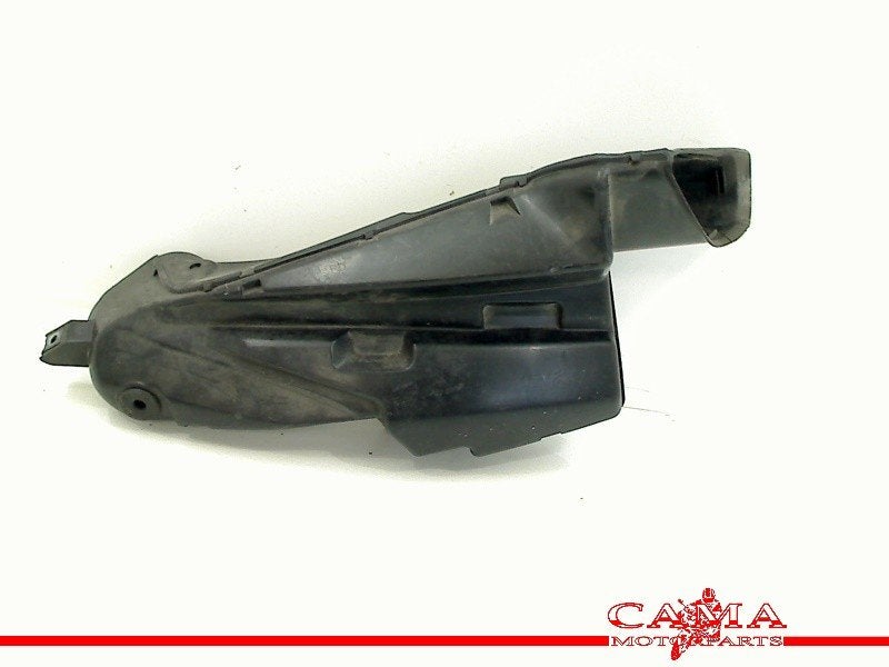 PRISE D'AIR DROIT GSX R 750 2006-2007 (GSXR750 K6 / K7), Dhr. S. di Majo, Utilisé, Info@cama-motorparts.nl, P.J. Troelstraweg 8 8
3144 CX  MAASSLUIS, NL