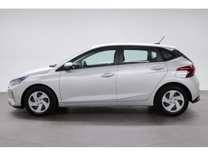 Hyundai i20 1.2 Hyundai I20 1.2 ESSENCE SELECT 5MT, 62 kW, Handgeschakeld, 5 deurs, Zilver of Grijs