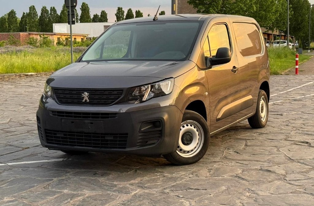 Peugeot Partner 1.6hdi Cargo léger avec seulement 80 000 km, Argent ou Gris, Achat, Euro 6, Entreprise