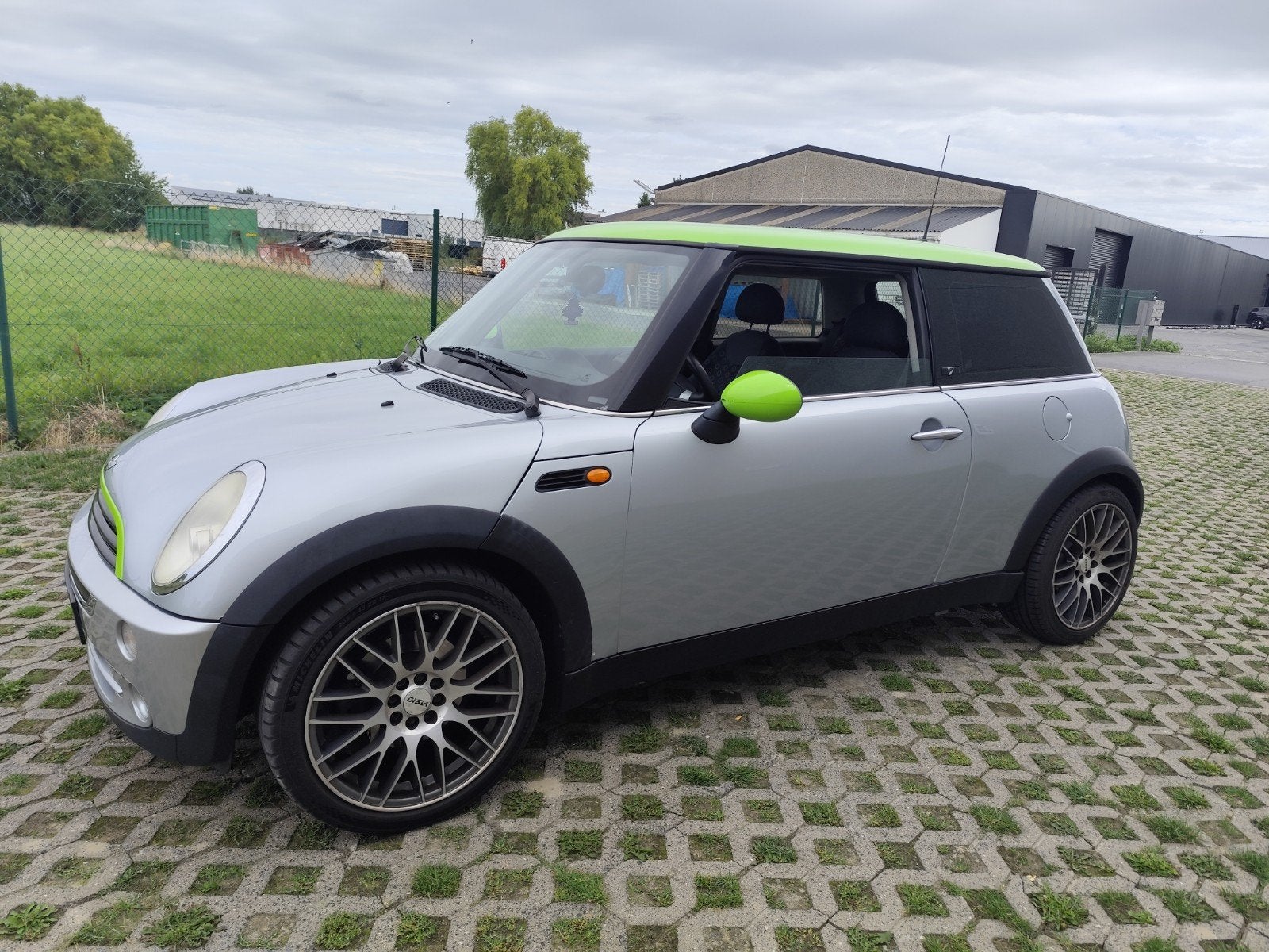 magnifique mini Cooper Seven Edition 1600 essence homologuée, Achat, Entreprise, Boîte manuelle, Essence