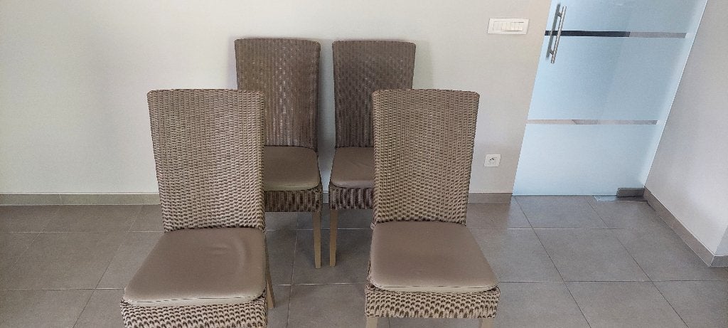 4 chaises robustes, Enlèvement, Utilisé, Brun, Quatre
