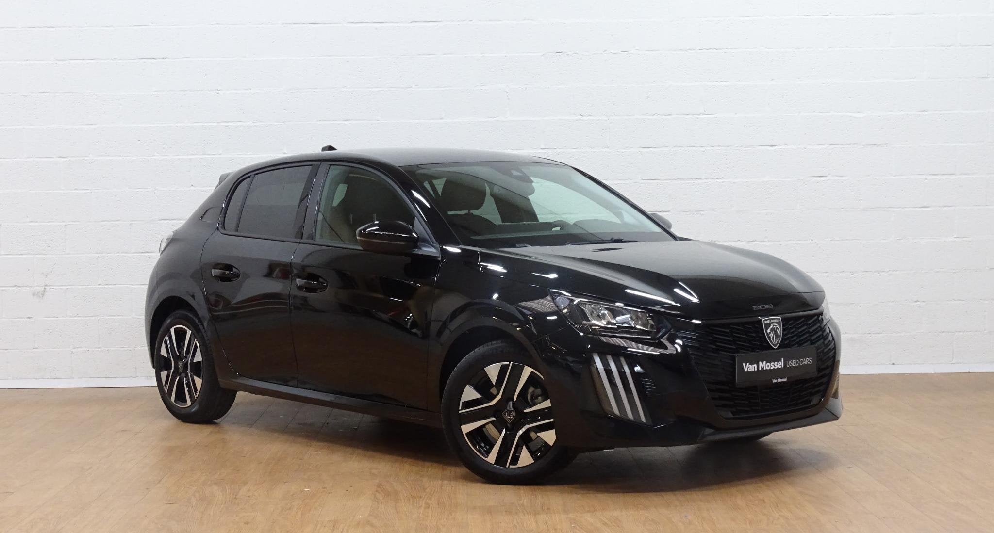 Peugeot 208 1.2T Allure, Voorwielaandrijving, Stof, Gebruikt, Zwart