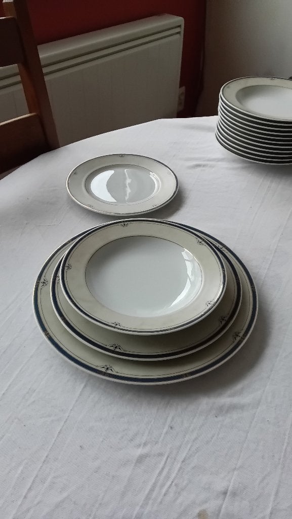 Service en porcelaine Heinrich Winterling 12 personnes, Enlèvement