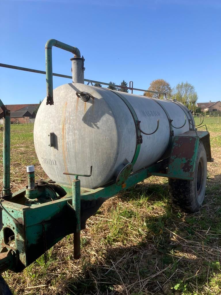 Beervat/watervat, Zakelijke goederen, Landbouw | Werktuigen, Ophalen