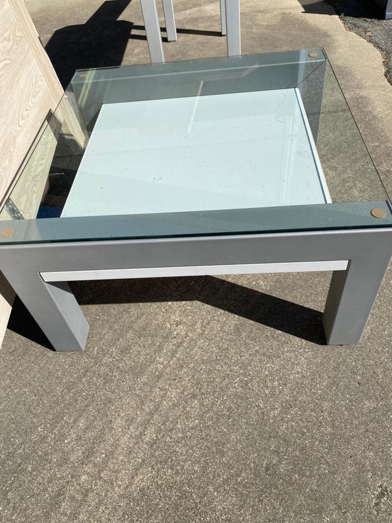 Salontafel, Ophalen
