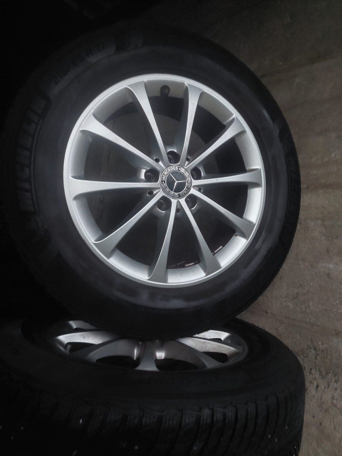 Mercedes GLB-GLA jantes 215 65 17 avec pneus hiver, Enlèvement, Pneus hiver, Pneu(s)