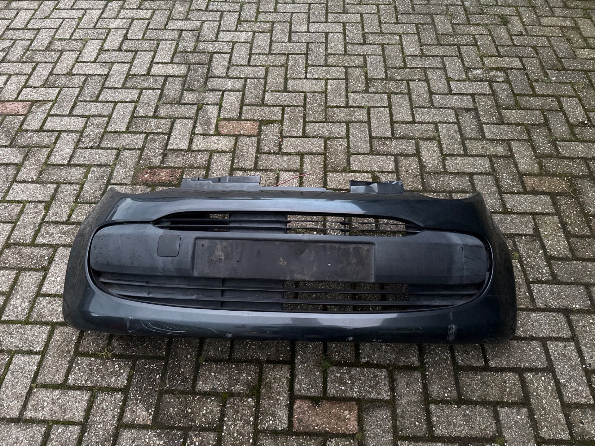 Pare-chocs avant gris pour Citro n C1 (2005-2014), Stellantis N.V., Utilisé, Avant, Taurusavenue 1
2132 LS  Hoofddorp, NL